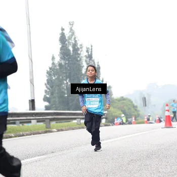 Runner Photo 7069768