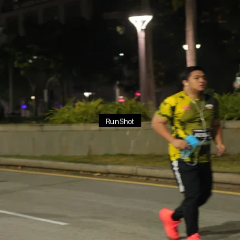 Runner Photo 7069855