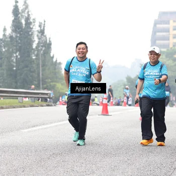 Runner Photo 7069875