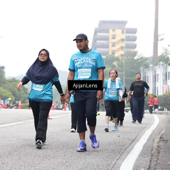 Runner Photo 7069895