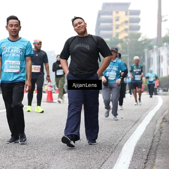 Runner Photo 7069913