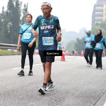 Runner Photo 7069940