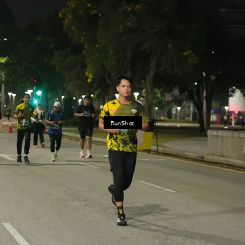 Runner Photo 7069960