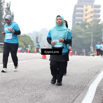 Runner Photo 7069973