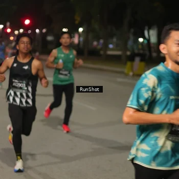 Runner Photo 7069981
