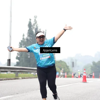 Runner Photo 7070012
