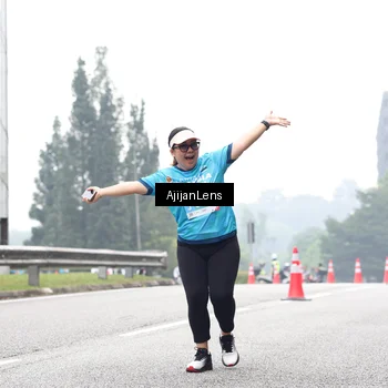 Runner Photo 7070021