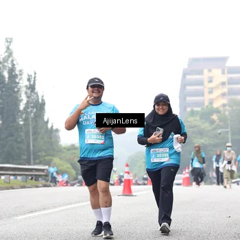 Runner Photo 7070023