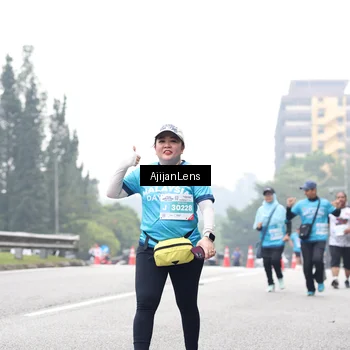 Runner Photo 7070054