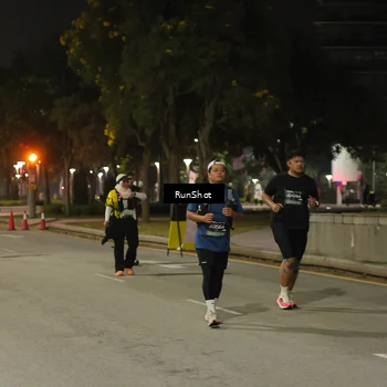 Runner Photo 7070060