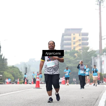 Runner Photo 7070075