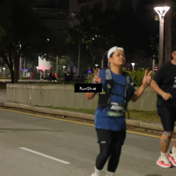 Runner Photo 7070112