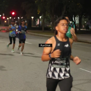 Runner Photo 7070173