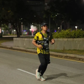 Runner Photo 7070201