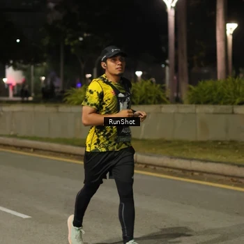 Runner Photo 7070211