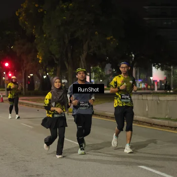 Runner Photo 7070240