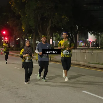 Runner Photo 7070245