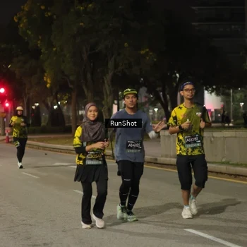 Runner Photo 7070248