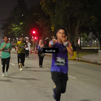 Runner Photo 7070287