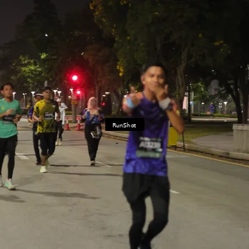 Runner Photo 7070288