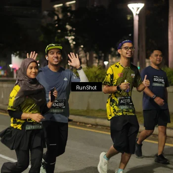 Runner Photo 7070294