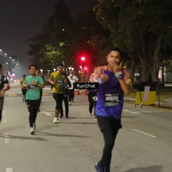 Runner Photo 7070295