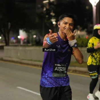 Runner Photo 7070303