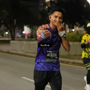 Runner Photo 7070308