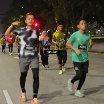 Runner Photo 7070319