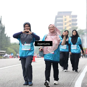 Runner Photo 7070353