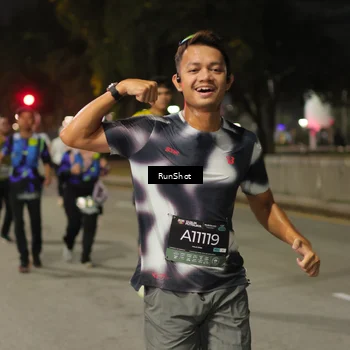Runner Photo 7070357