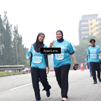 Runner Photo 7070369