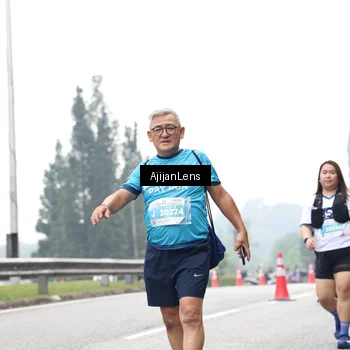 Runner Photo 7070383