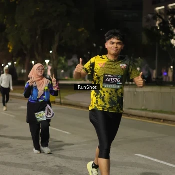 Runner Photo 7070396