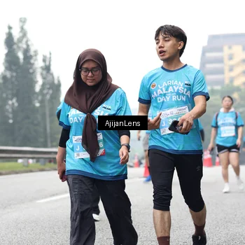 Runner Photo 7070400