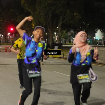 Runner Photo 7070411