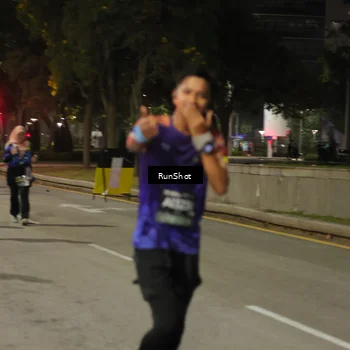 Runner Photo 7070414