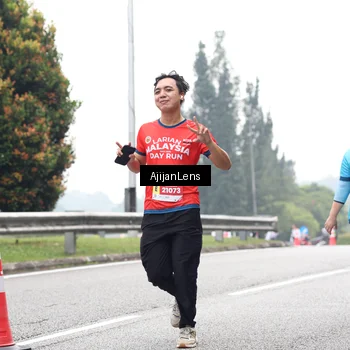 Runner Photo 7070444