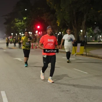 Runner Photo 7070519