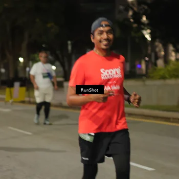 Runner Photo 7070537