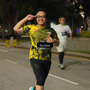 Runner Photo 7070594