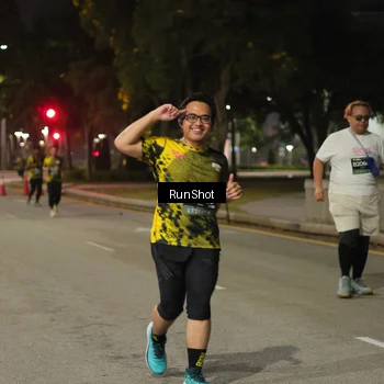 Runner Photo 7070595