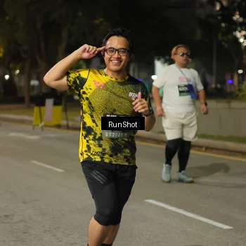 Runner Photo 7070596