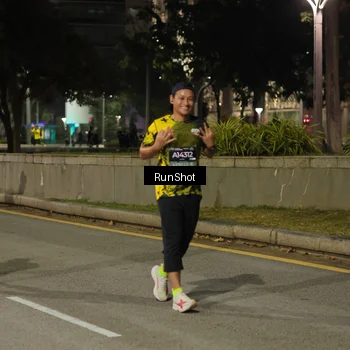 Runner Photo 7070672