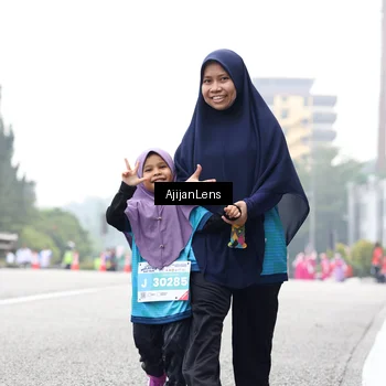 Runner Photo 7070673
