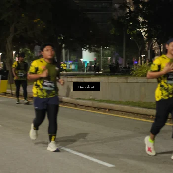 Runner Photo 7070684