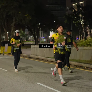 Runner Photo 7070752