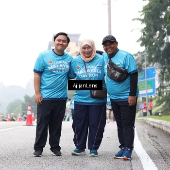 Runner Photo 7070755