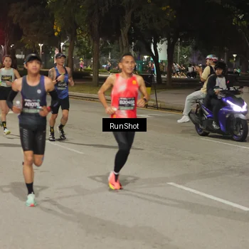 Runner Photo 7070799