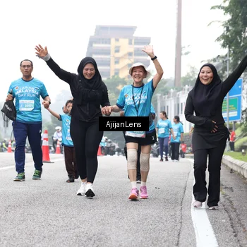Runner Photo 7070805